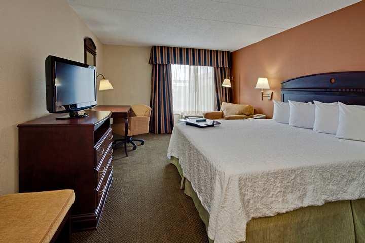 Comfort Inn & Suites Somerset - New Brunswick Ruang foto